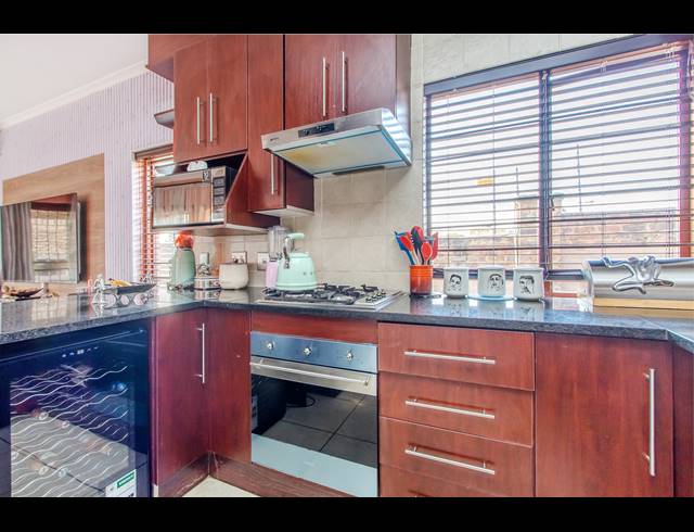 2 BEDROOM FREESTANDING FOR SALE IN RUIMSIG